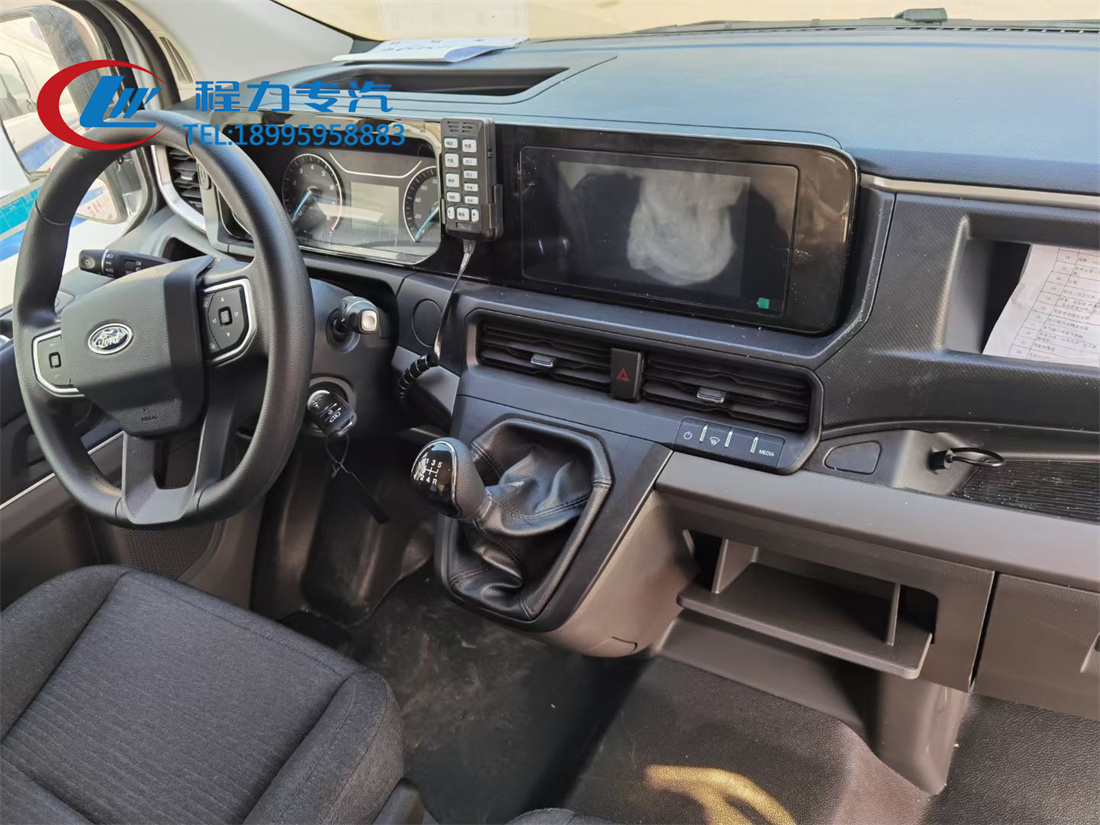 福特新全順監(jiān)護(hù)型救護(hù)車（柴油）