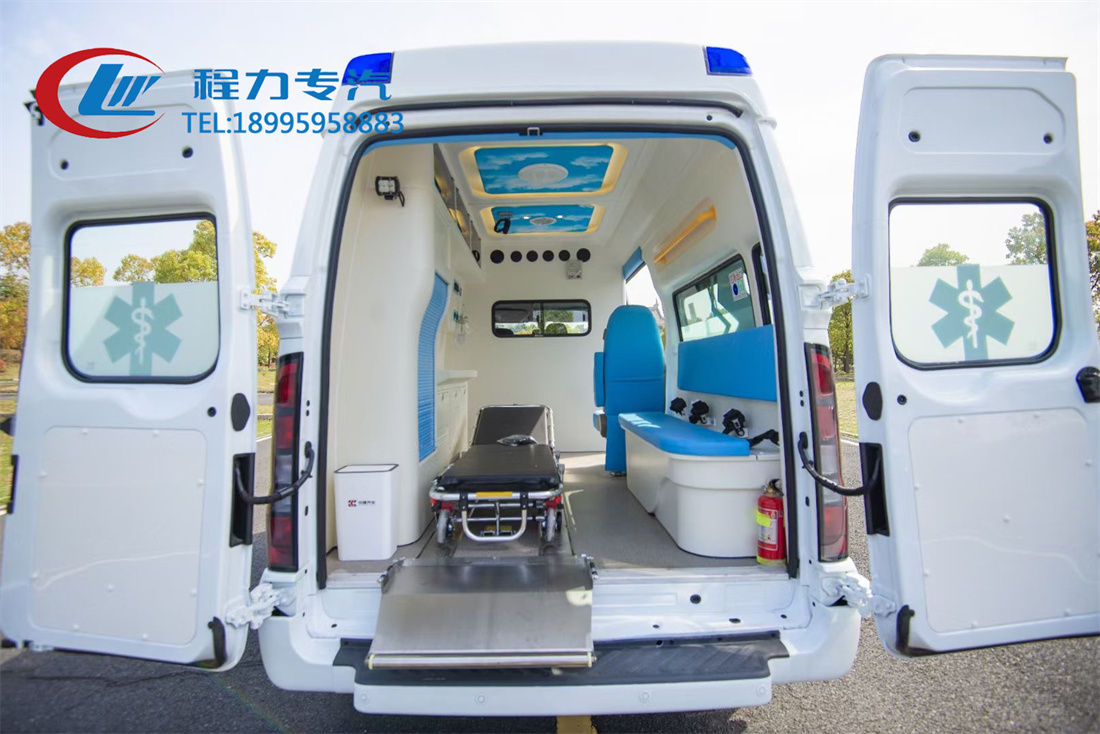 福特Pro福星頂救護(hù)車（自動(dòng)擋）