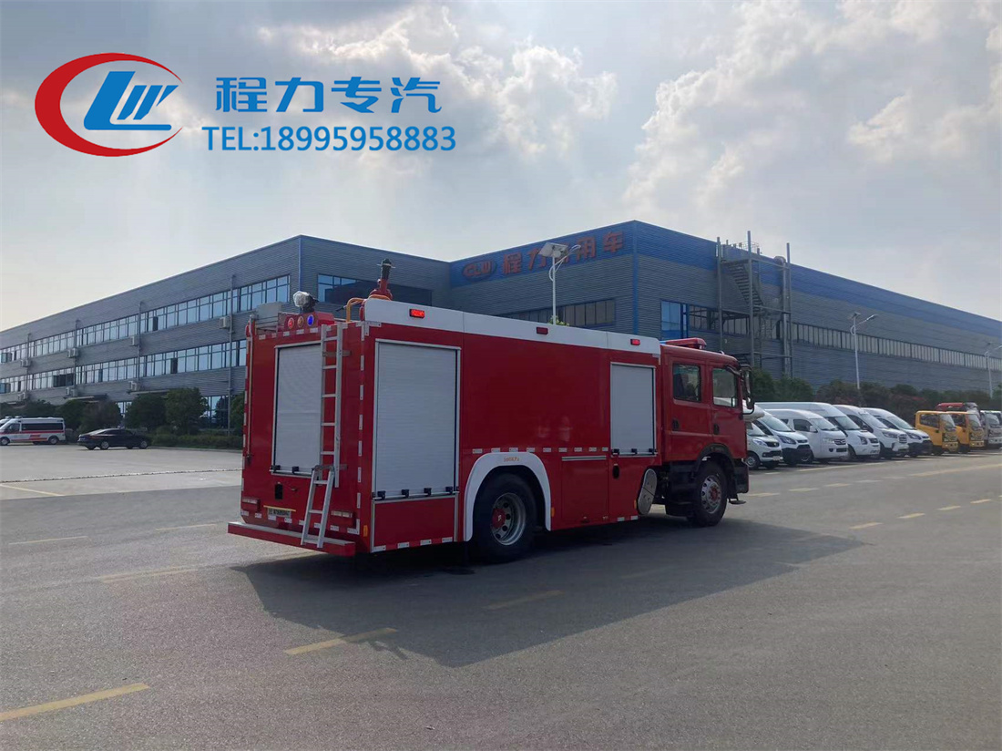 東風(fēng)6噸水罐/泡沫消防車(chē)
