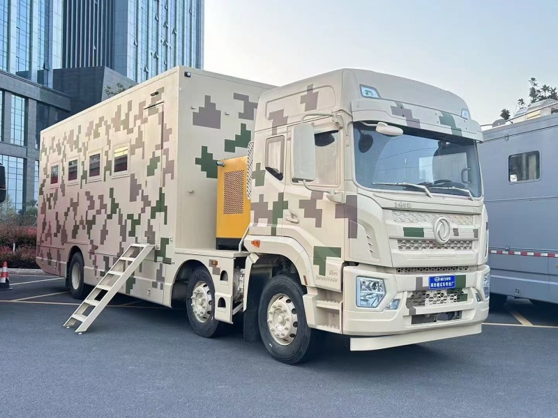 東風(fēng)天錦宿營(yíng)車（24人）